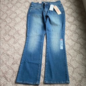 515 Boot Cut Jeans